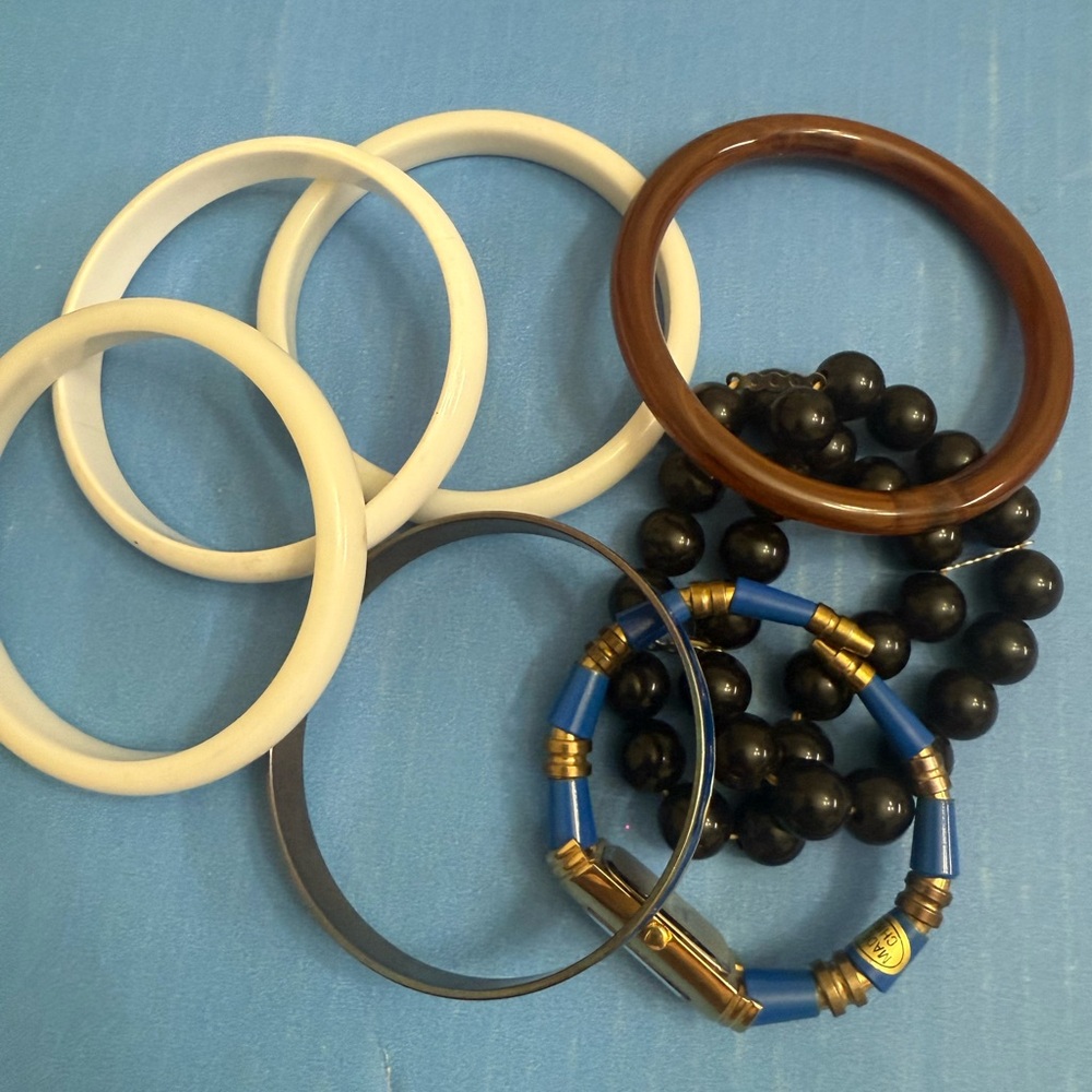 Mixed accessories